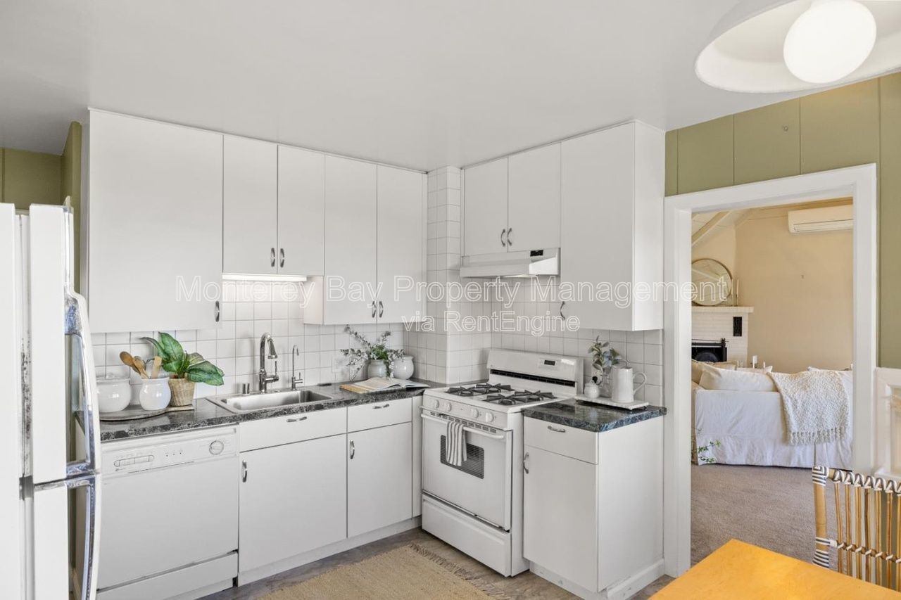 705 Grace St. property image