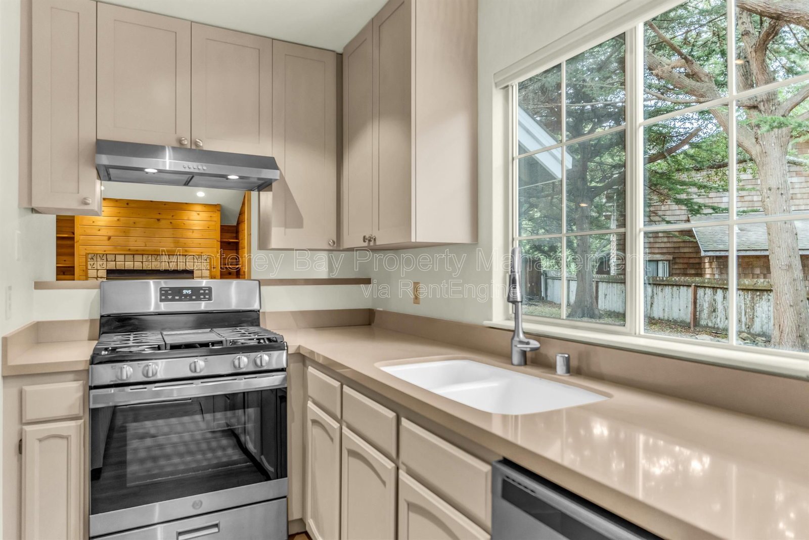 706 Crocker,C TPS property image