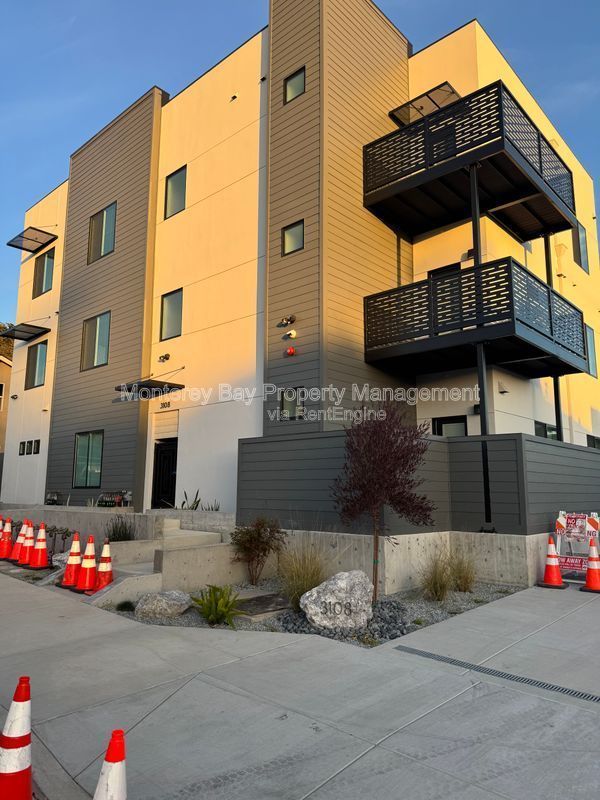 #201 3108 Seacrest Ave. Marina, CA 93933 property image