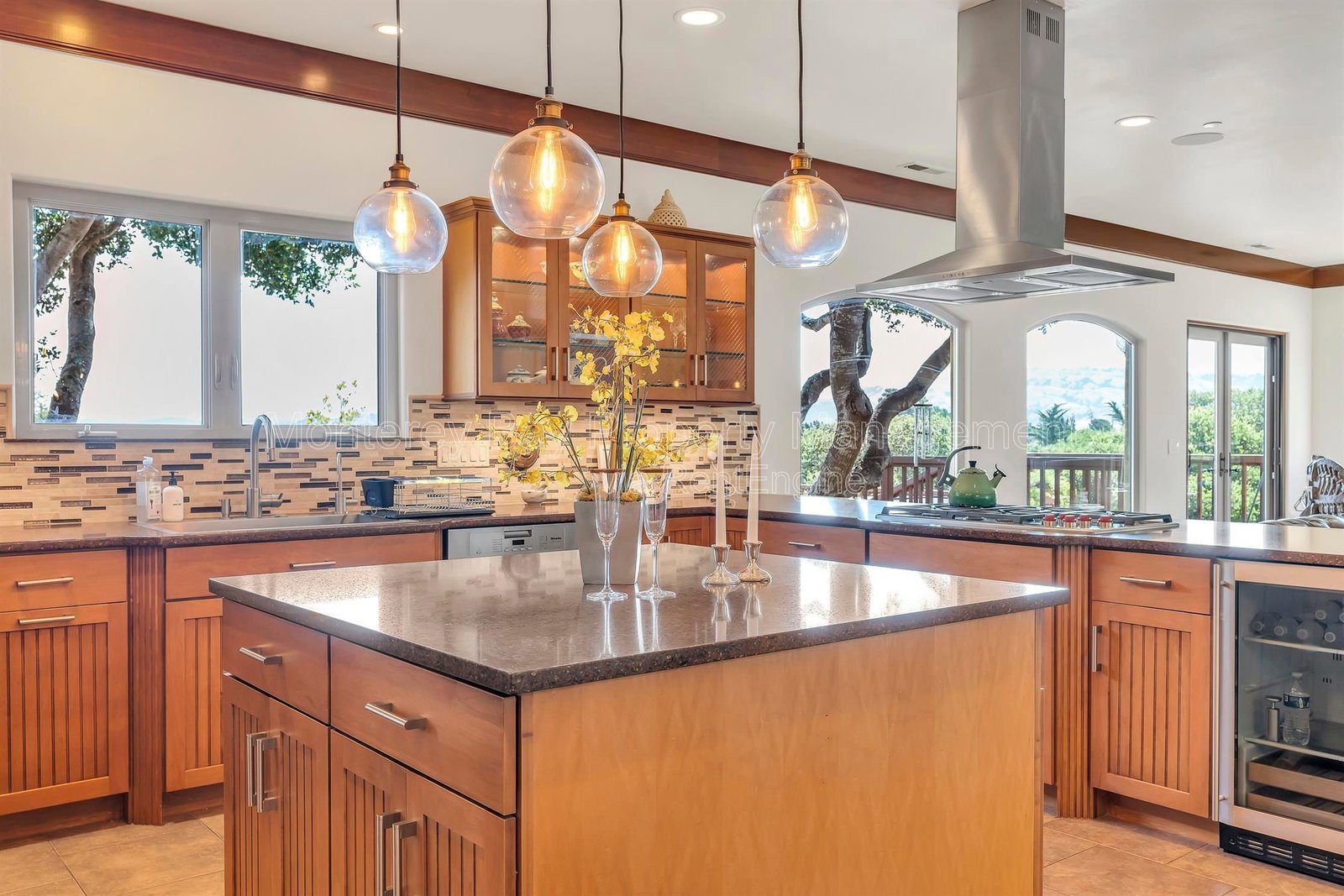 287LaurGr8 property image