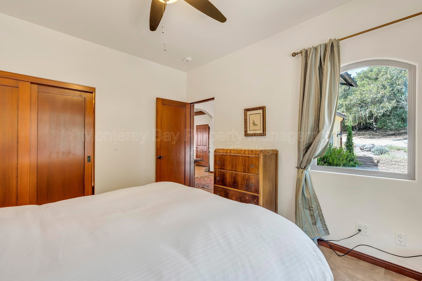 287LaurGr8 property image