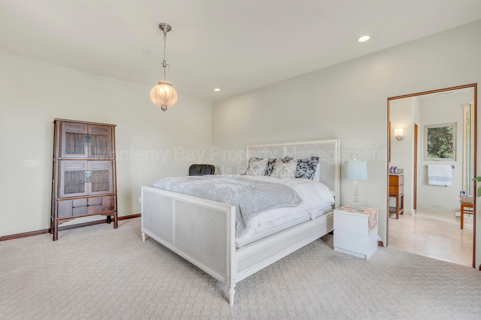 287LaurGr8 property image