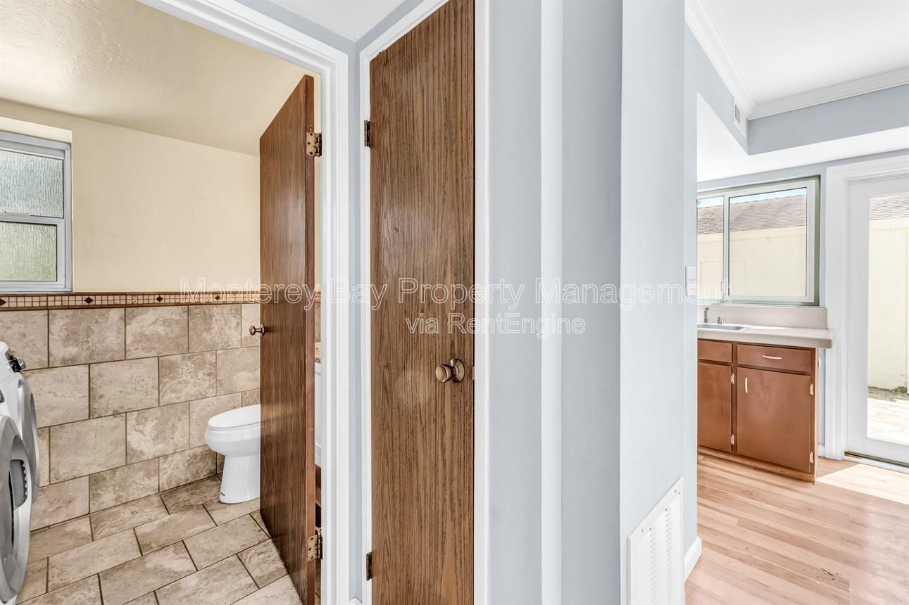 3137 Seacrest #12 property image