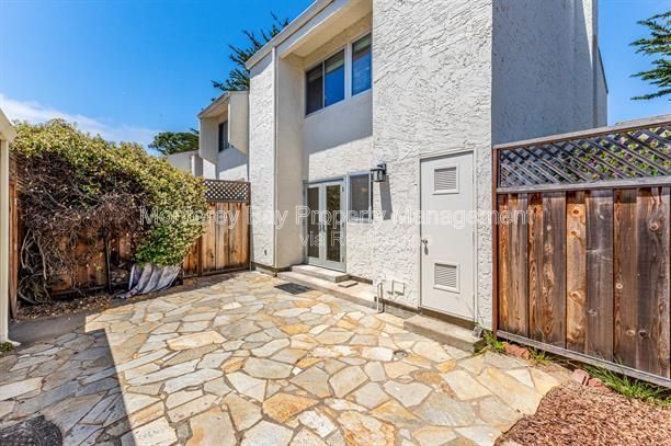 3137 Seacrest #12 property image