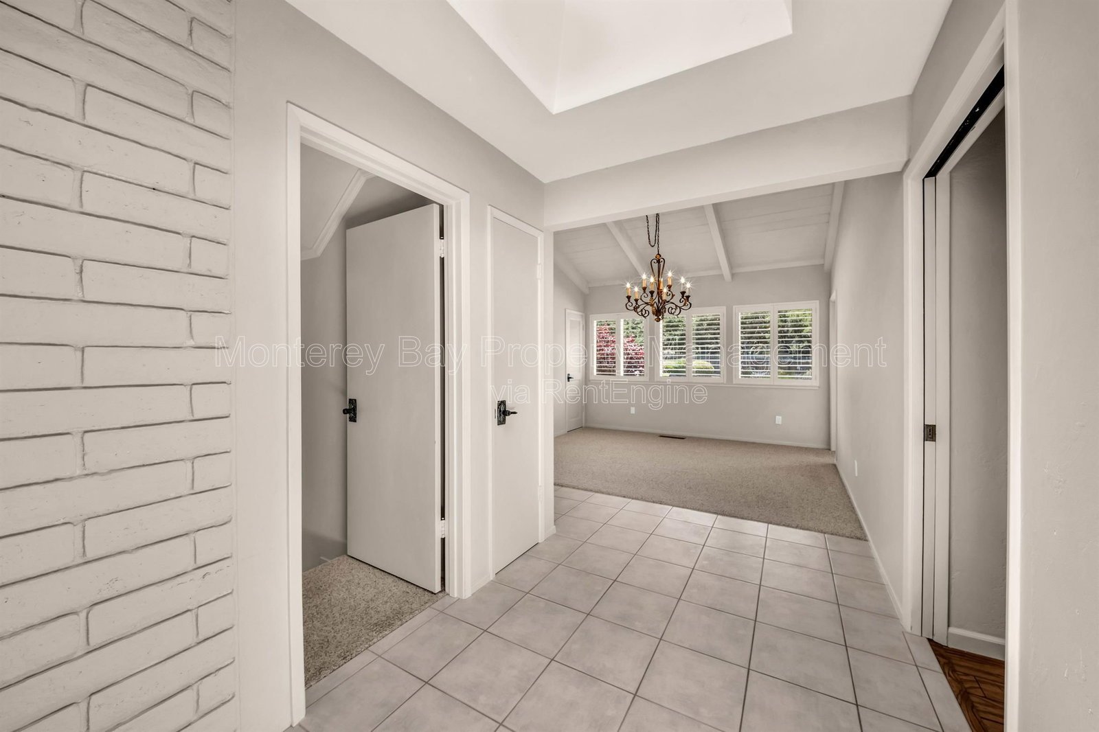 10160SSR property image
