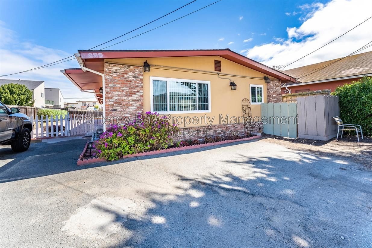 Unit 1 property image