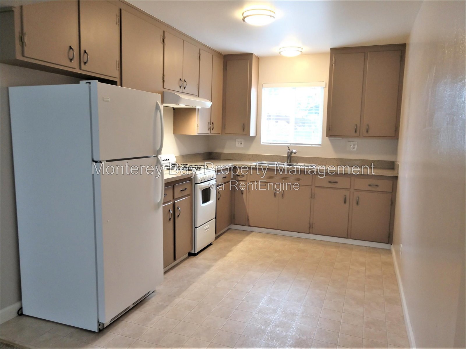 Apt A property image