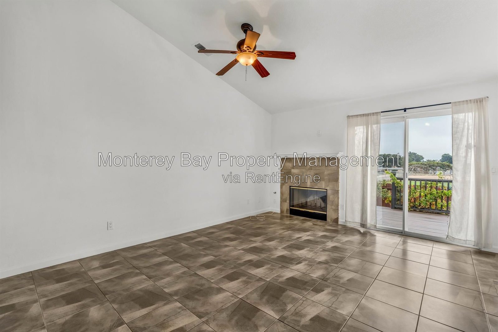 383 Hillcrest property image