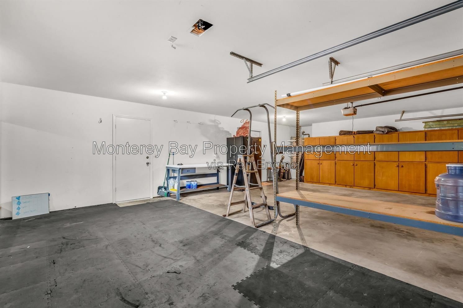 383 Hillcrest property image
