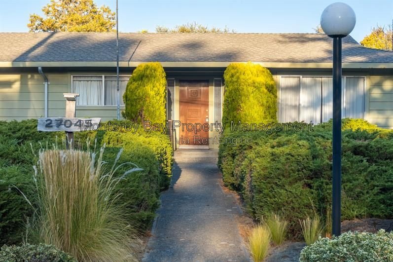 27045 Meadows 10% property image