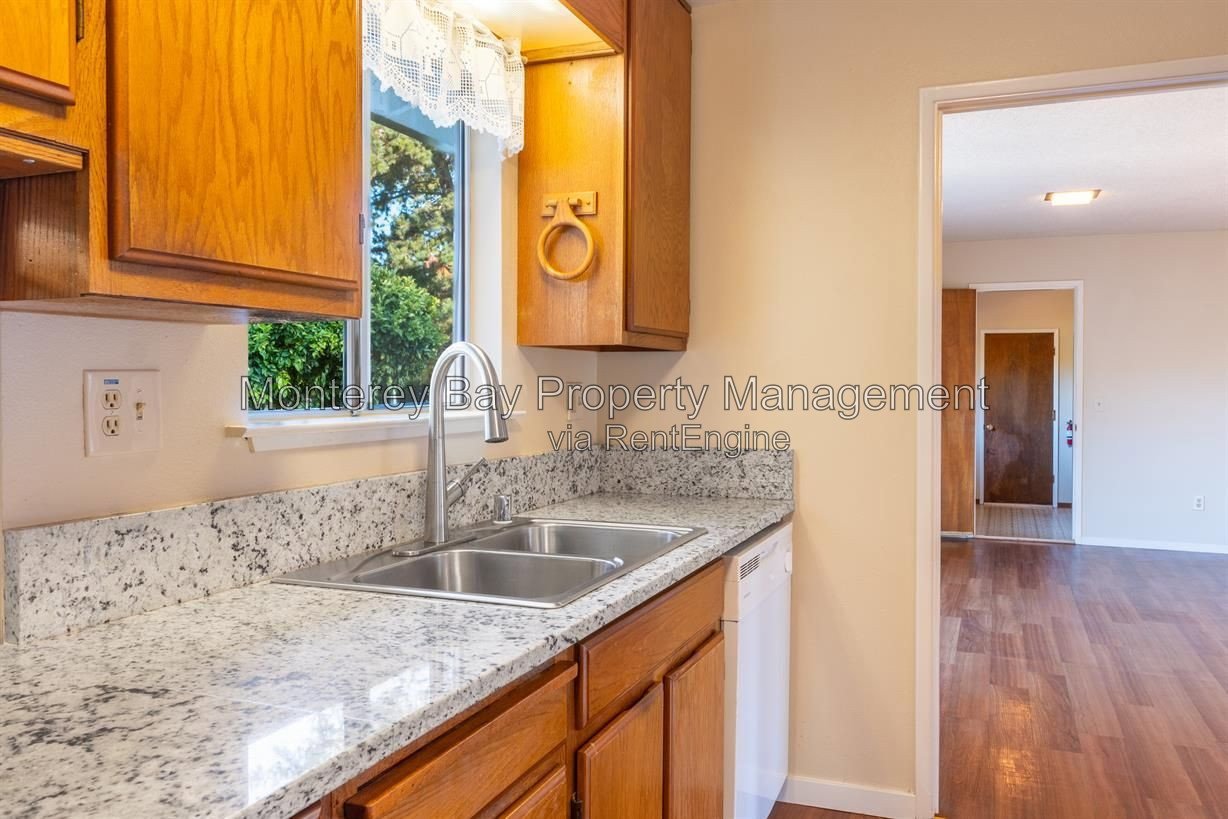 27045 Meadows 10% property image