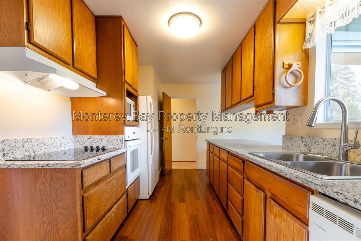 27045 Meadows 10% property image