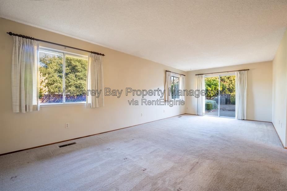 27045 Meadows 10% property image