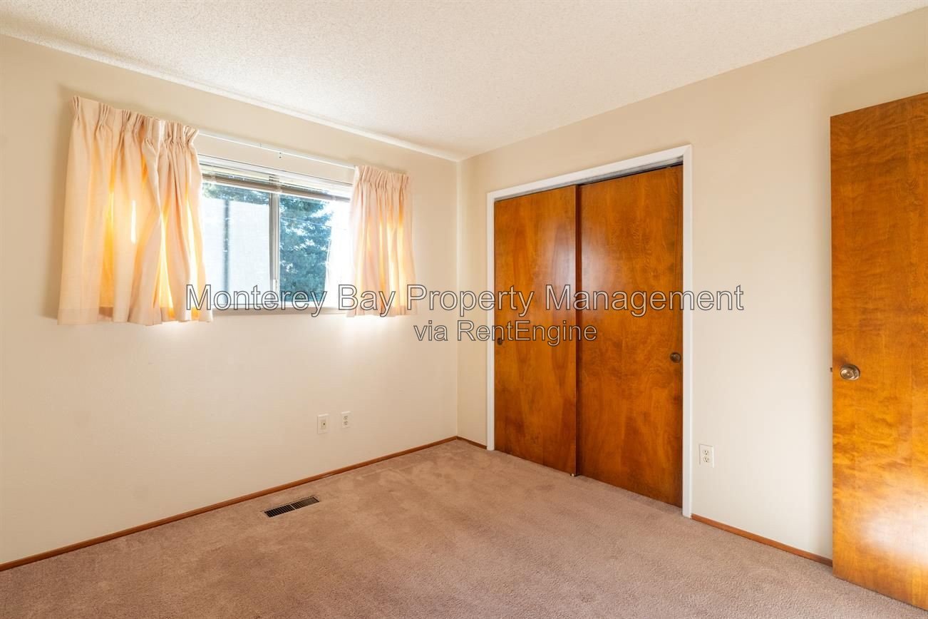 27045 Meadows 10% property image